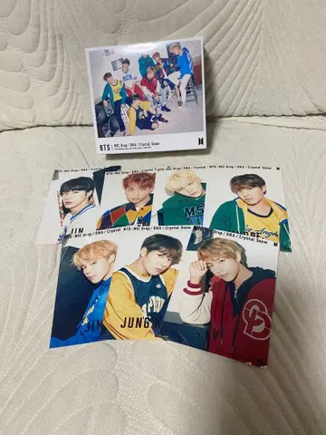 BTS CD 4장 세트와 사진