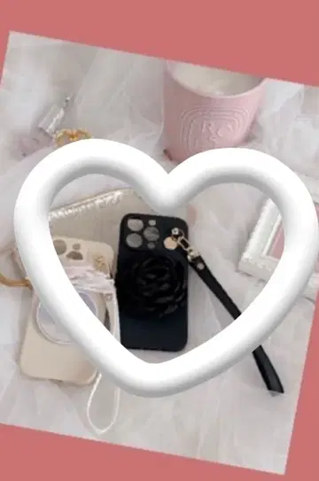 로지 스트랩 iPhone 케이스