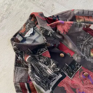 쇼와 레트로 올 패턴 블라우스 긴팔 개성파 레트로 루즈핏 디자인 인도