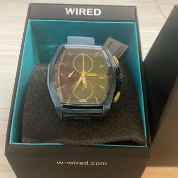 WIRED 와이어드 스퀘어형 손목시계 메탈릭 블루칼라 배터리 방전