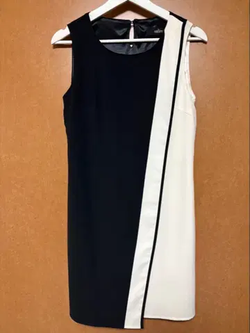 salire 슬리브리스 원피스 드레스 블랙 화이트