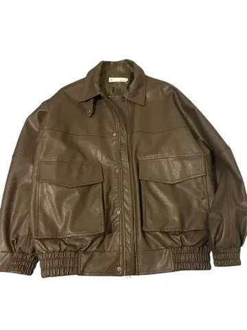 브라운 가죽 자켓