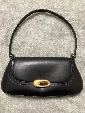 Calvin Klein 플랩 숄더백
