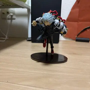 나의 히어로 아카데미아 시가라키 토무라 피규어