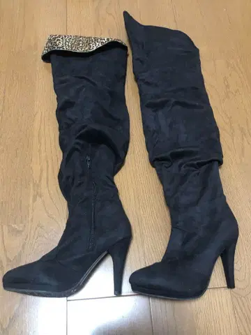 221 블랙 니하이 부츠 안감 표범 무늬