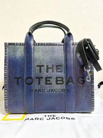새상품 마크제이콥스 더 데님 프린트 레더 백 미디엄