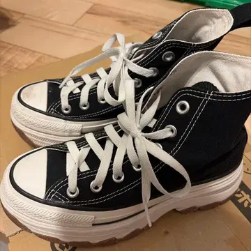 CONVERSE 하이컷 스니커즈