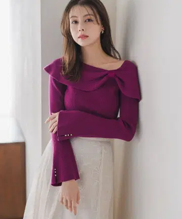 비대칭 리본 2way 플레어 소매 니트 미슈마슈