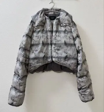 GRANCY 프린트 숏 리얼 다운 자켓