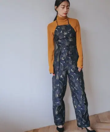 sahara 네이비 꽃무늬 자카드 셋업