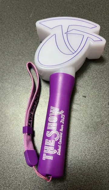 TravisJapan 응원봉