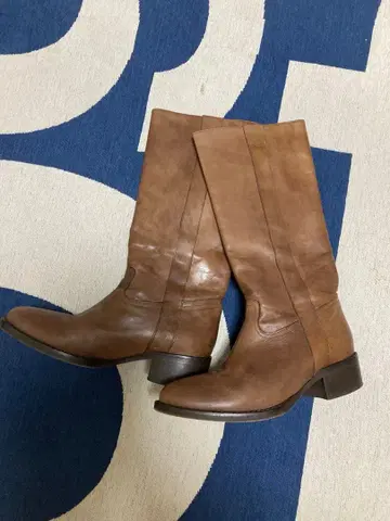 새상품급 LATITUDE FEMME 가죽 부츠 38 브라운