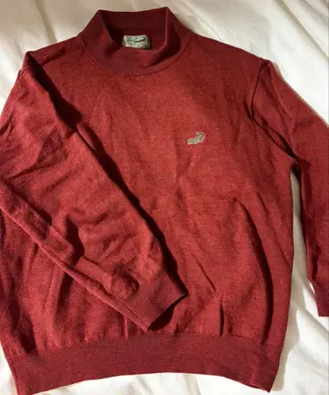 Crocodile 버건디 터틀넥 스웨터