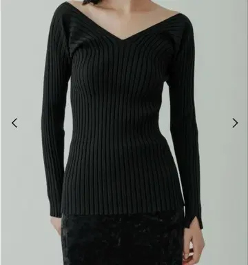 yo BIOTOP lib Vneck tops 블랙