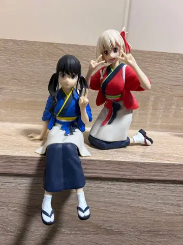리코리스 리코일 치사토&타키나 피규어 2체 세트