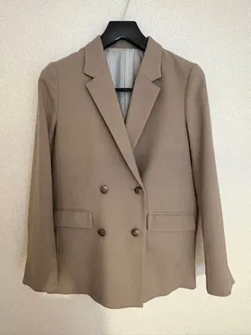 테일러드 자켓 VIS미 이지 울리쉬 W 브레스트 테일러드 자켓