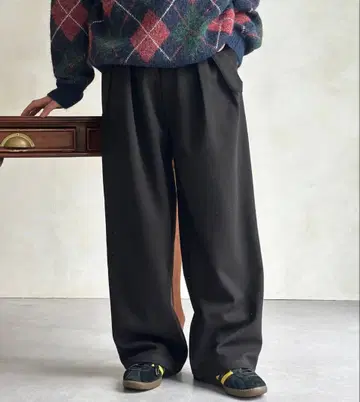 [ 미개봉품 ] CPCM 페이크 울 벨티드 슬랙스