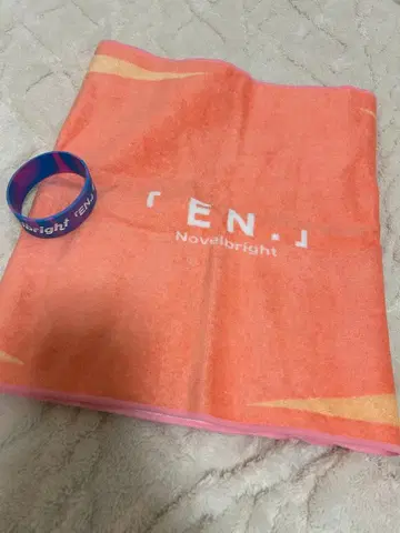 Novelbright [ EN. ] 타월, 러버 밴드