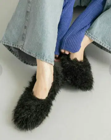 KBF 라운드토 퍼 펌프스