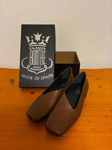 [ 새상품 미사용 ] CALZADOS BONTRE 펌프스 사이즈 39
