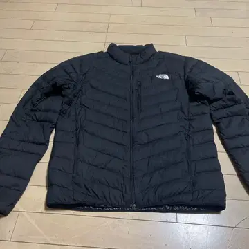 THE NORTH FACE 블랙 다운 자켓