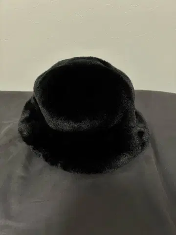 LHP WHITELAND 퍼 햇