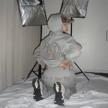 HTH 글리터 하트 로고 스웨트 팬츠 미사용