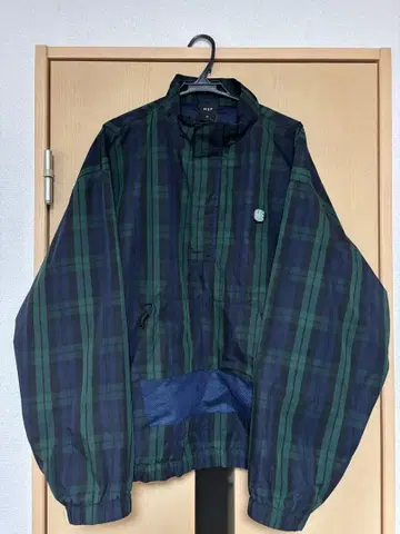 HUF 체크 무늬 나일론 자켓 XL