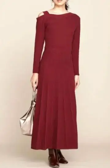 새상품 나노 유니버스 아지메 넥 플레어 니트 원피스