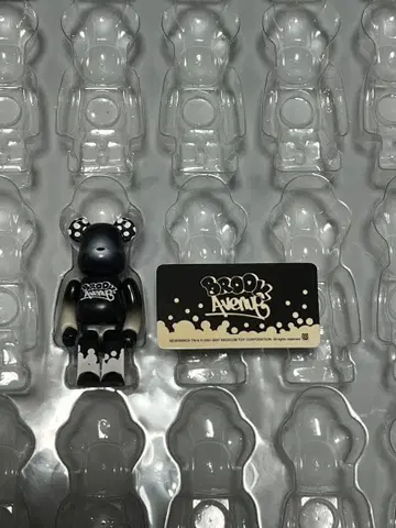 베어브릭 15 시크릿 crashone 카드 포함