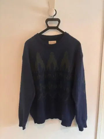 TROVE 네이비 기하학 패턴 니트 일본제