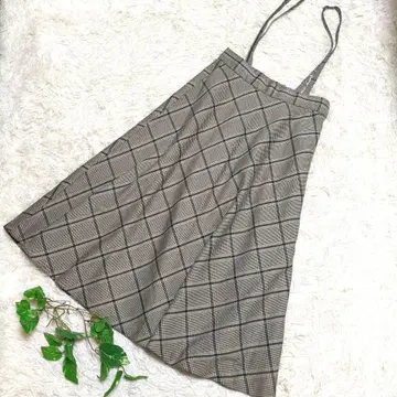 새상품급 [ a.v.v ] 아베베 체크 무늬 A라인 스커트 L 2WAY