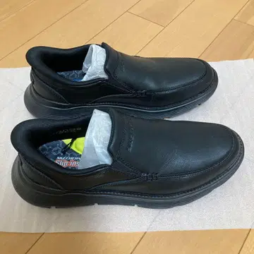 스케쳐스 핸즈프리 슬립인즈 GARZA 블랙