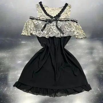 00s 레이스 프릴 리본 오프숄더 LIZLISA 계열 다크 코어 y2k