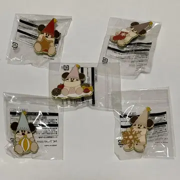 디즈니 2025 크리스마스 핀 배지 컴프 세트 리루린린