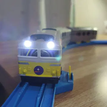 [개조] LED 라이트 자동 점등 프라레일 EF81 침대 특급 카시오페아