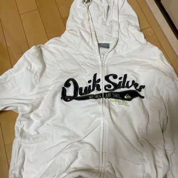 Quiksilver 화이트 후드티 L
