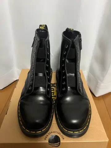 닥터 마틴 1460 ELASTIC 사이드 지퍼 부츠