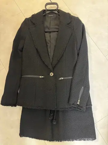 EGOIST 블랙 셋업 프린지