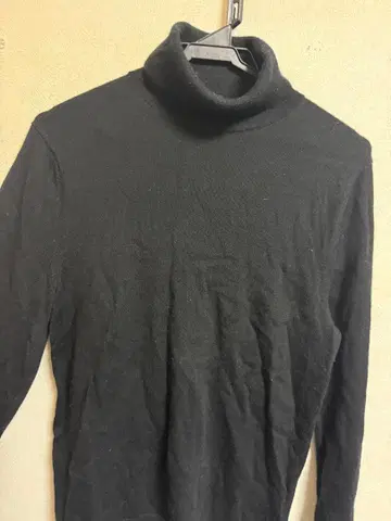 BANANA REPUBLIC 블랙 터틀넥