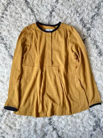 미사용 새상품 시시 sisii 니트탑 긴팔 T셔츠