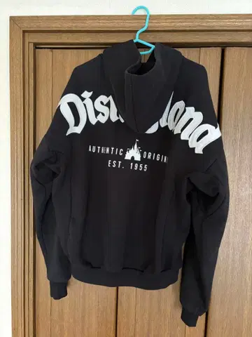 디즈니 후드 부착 블랙 후드티