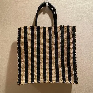 Loin. 스트라이프 패턴 토트백 바스켓백
