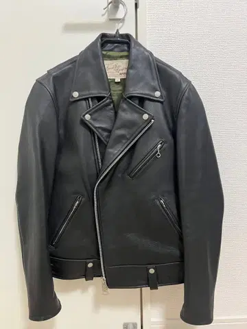 AVIREX 라이더 자켓 M 사이즈 블랙