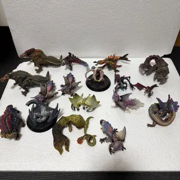 몬스터 헌터 피규어 세트