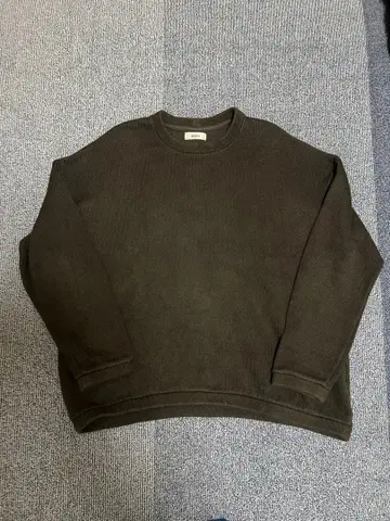 alvana 코튼 울 혼방 크루넥 니트 스웨터 브라운