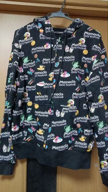 Momoclo Girls Festival 후드티