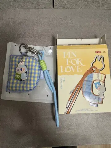 PIN FOR LOVE 알파벳 펜던트 D