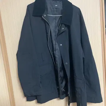 HARE 블랙 후드 부착 자켓