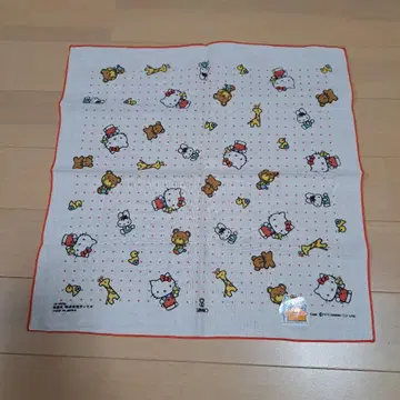 산리오 레트로 헬로키티 손수건 1976년 제조